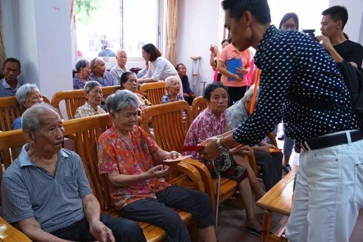 新澳門精準四肖期期中特公開，揭秘彩票背后的秘密，揭秘彩票背后的秘密，新澳門精準四肖期期中特公開